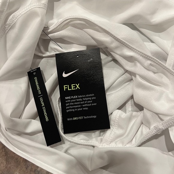 NWT- Nike Dri-Fit Running Shorts Flex Fabric White Women Size XXL - Picture 4 of 5